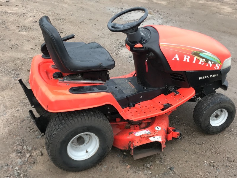 Ariens Sierra 1540H LE Lawn Tractors & More KBID