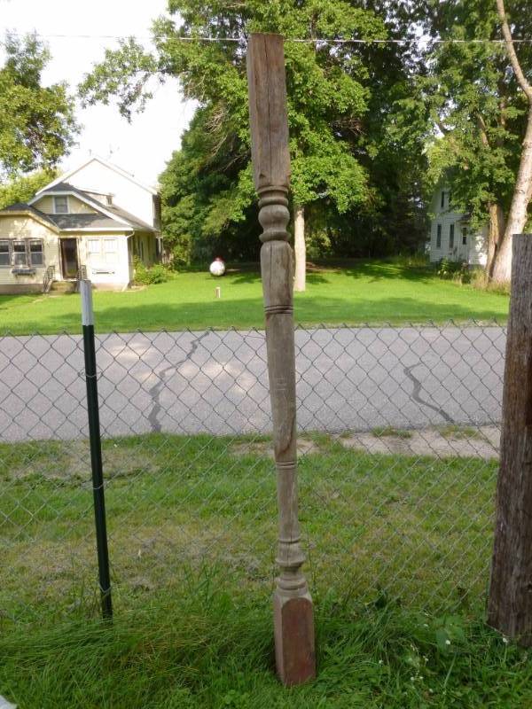 lot 43 image: Vintage Porch Post