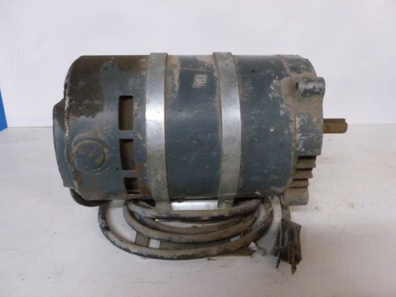 lot 79 image: Electric Motor