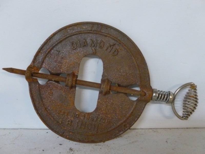 lot 91 image: Vintage Stove Damper