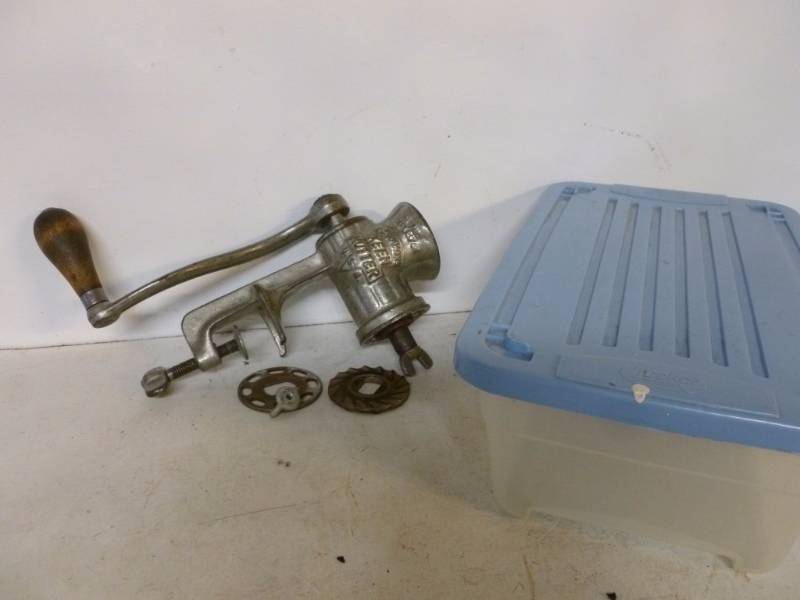 lot 208 image: Vintage Keen Kutter