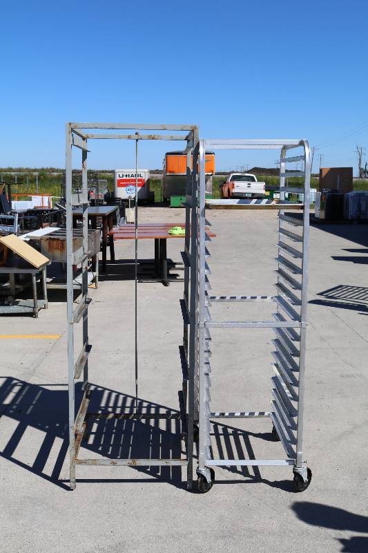 lot 18 image: Tray Racks