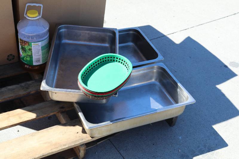 lot 31 image: Trays, Stanless Tubs & More