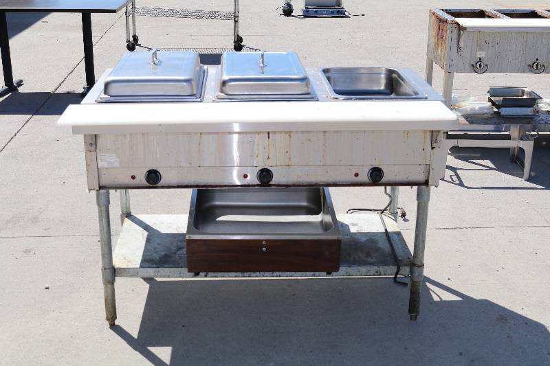 lot 40 image: Food Warmer