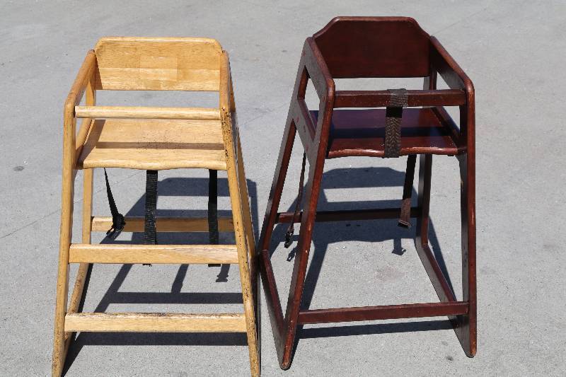lot 46 image: High Chairs