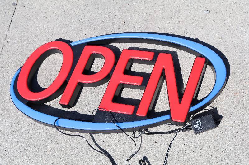 lot 88 image: Open Sign