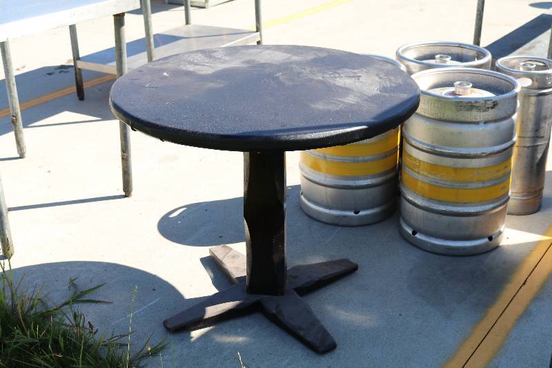 lot 26 image: CafeBar Table