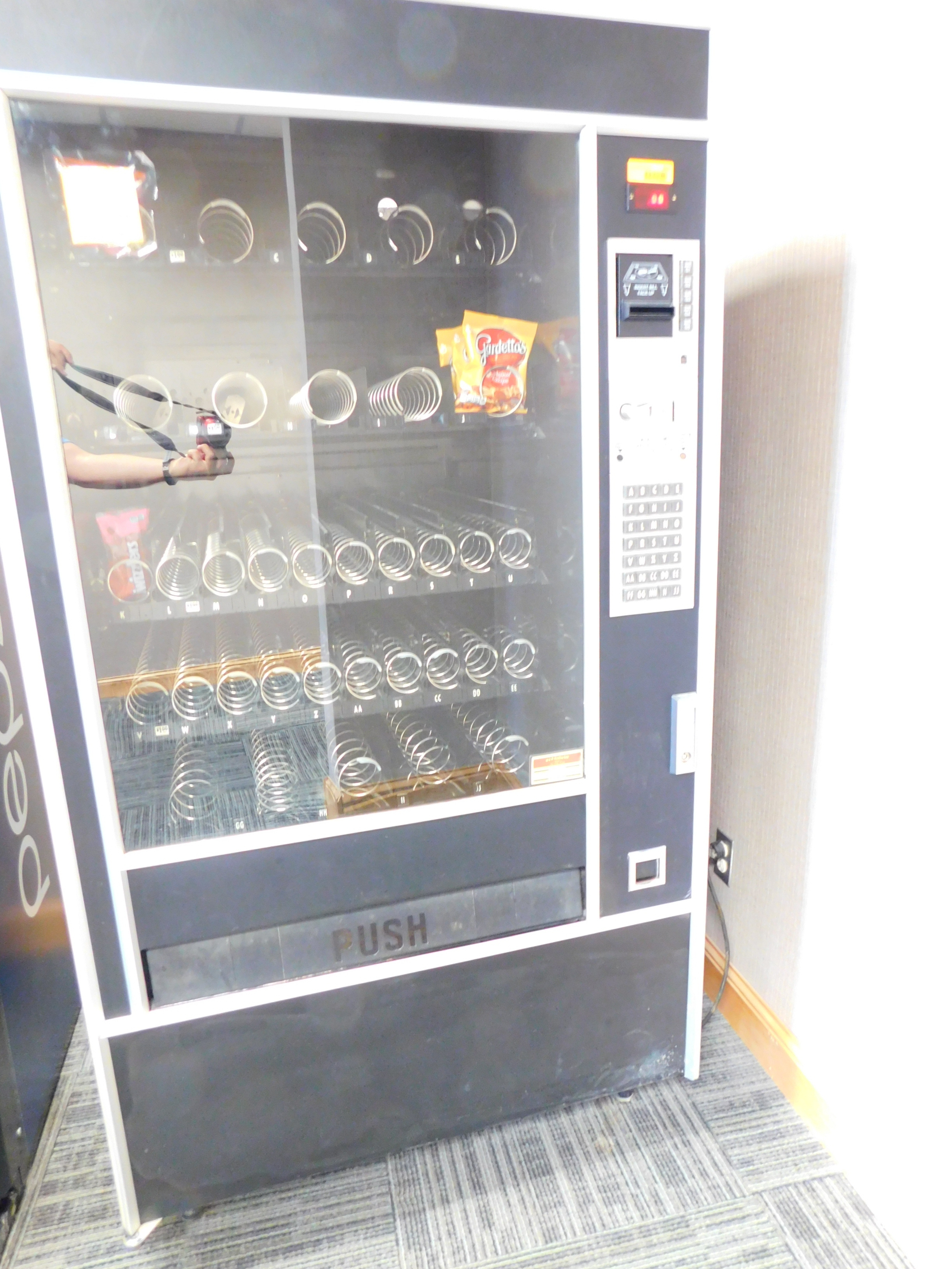lot 317 image: Commercial Candy Vending Machine