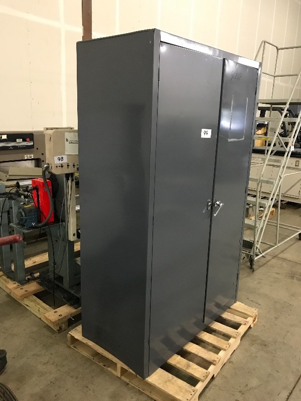 Metal cabinet