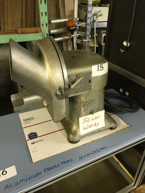 Commercial food slicer