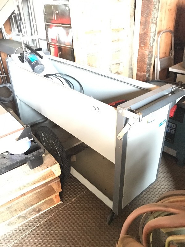 Cart w contents