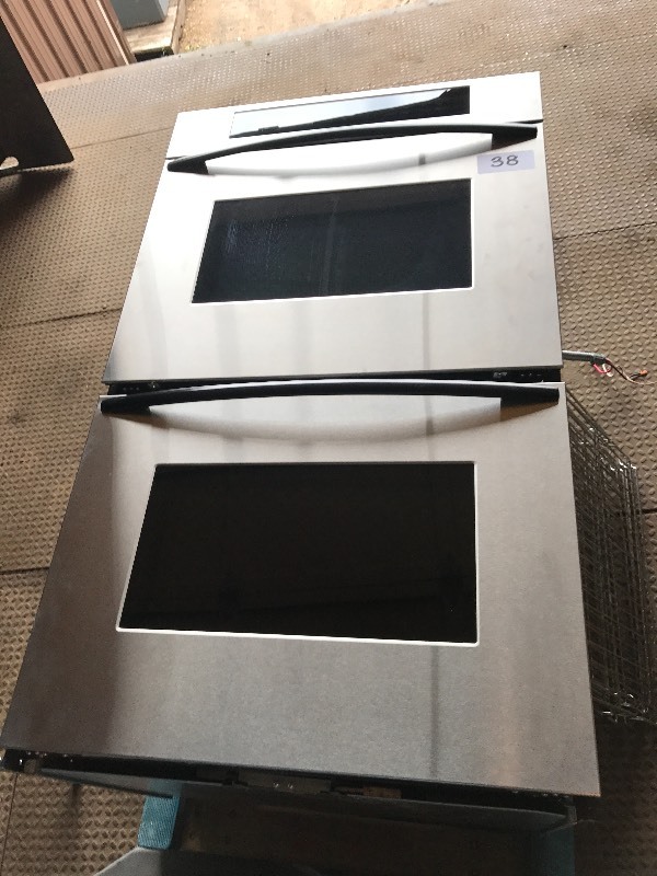 Built-in oven