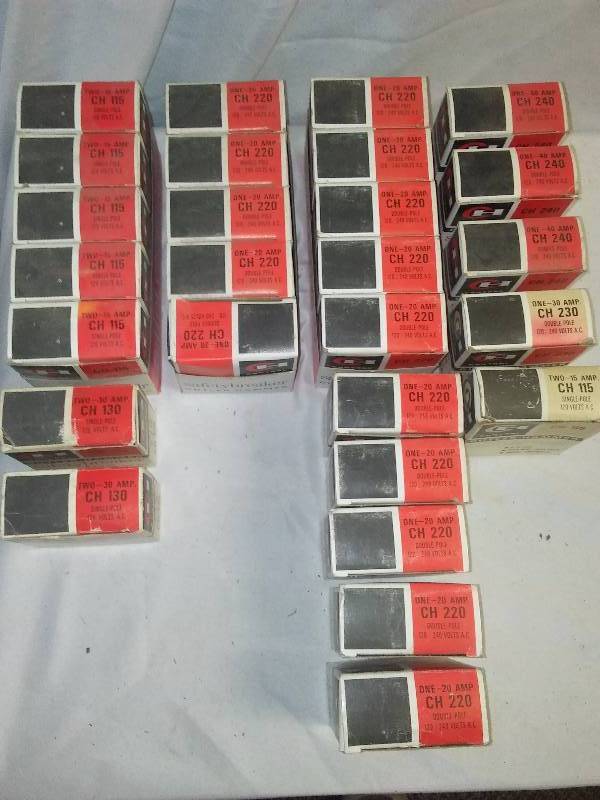 lot 28 image: Cutlet Hammer New in Box Breaker Variety (27)