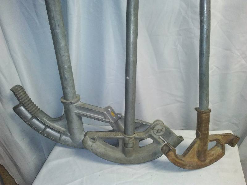 lot 48 image: Pipe Benders (3)