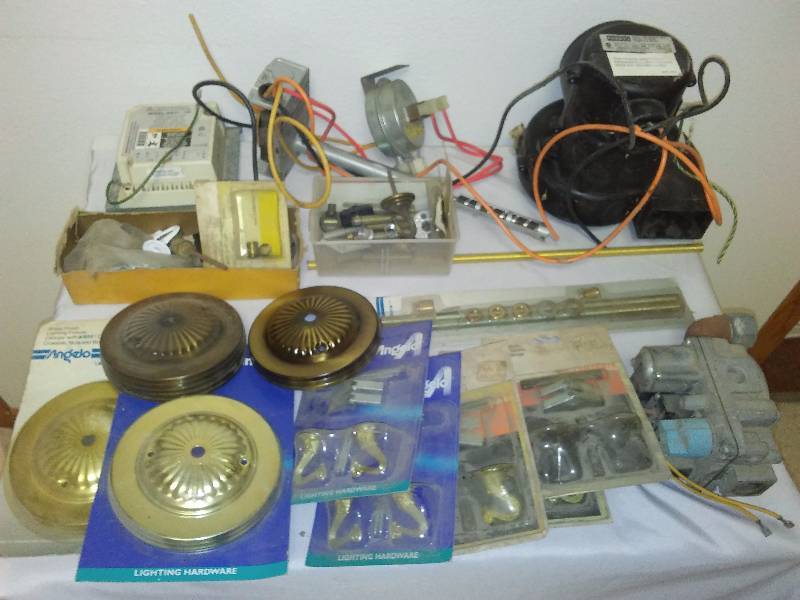 lot 57 image: Blower Fan, Switch Box, Toggle Bolts, Canopy Kits