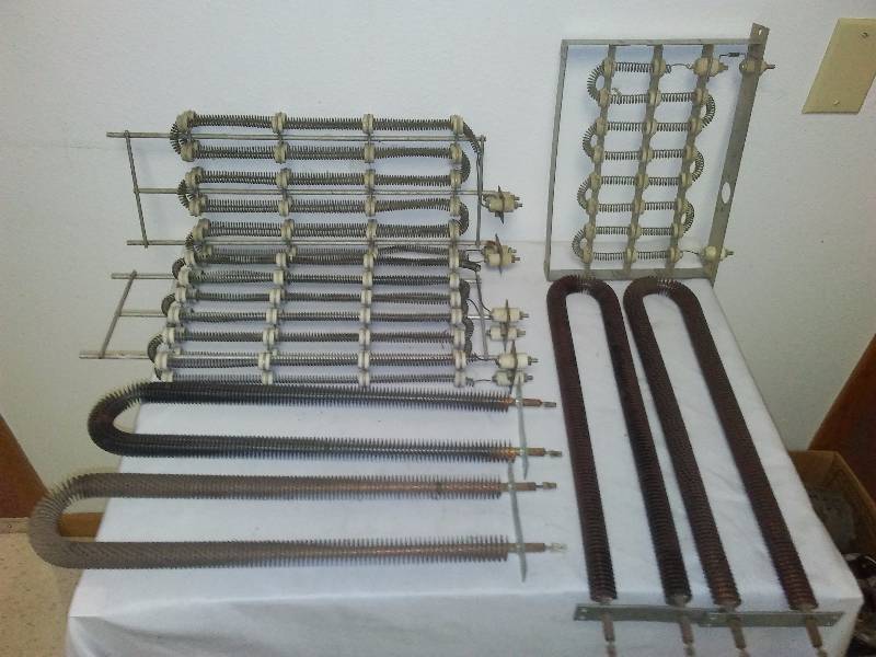 lot 70 image: Variety of Electrical Heating Coils and Elements