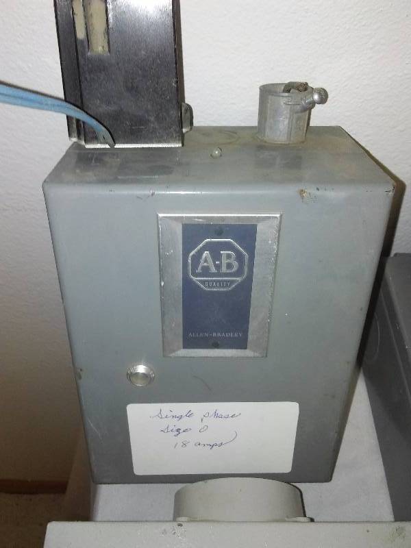 lot 71 image: Meter Boxes (6) and Single-Phase Size 0, 18 Amp Box