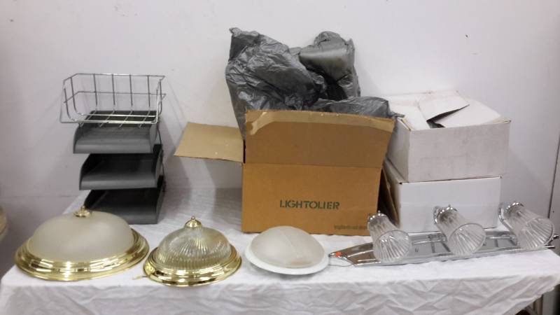 lot 22 image: Light fixture and file holders