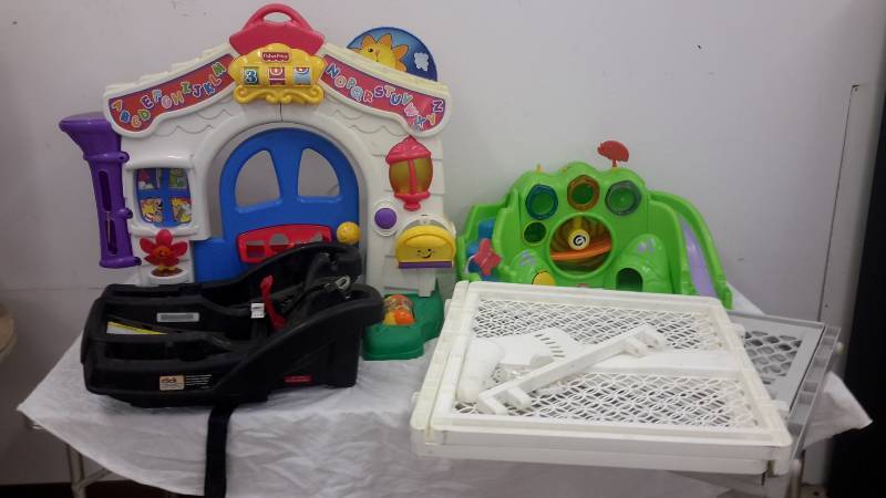 lot 51 image: Kids lot