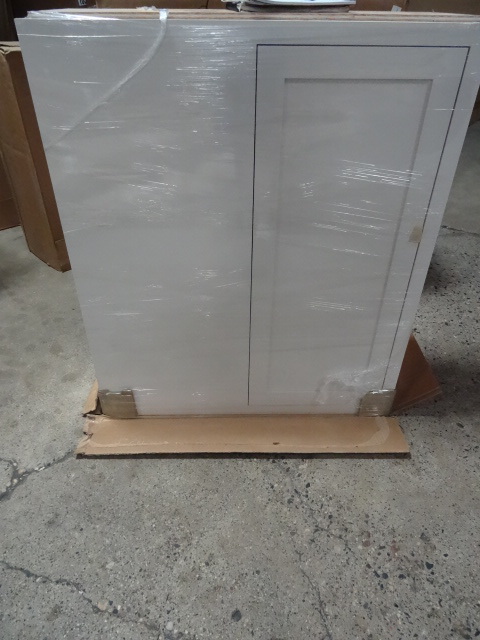 New wall cabinet with 2 sheves. Nev...