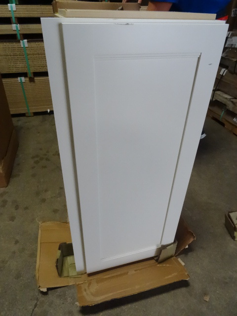 New wall cabinet. 1 door. 3 shelves...
