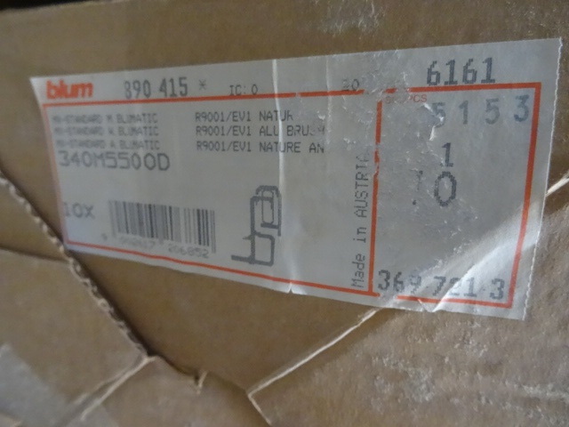 10 sets of side mount drawer guides...