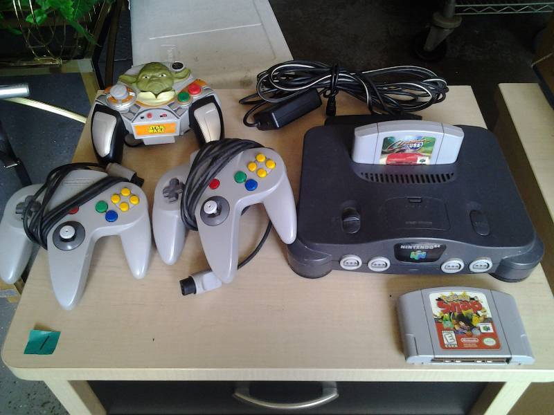 lot 7 image: Box Lot Of Ninetendo 64 Game Console With 2-Games & Controllers