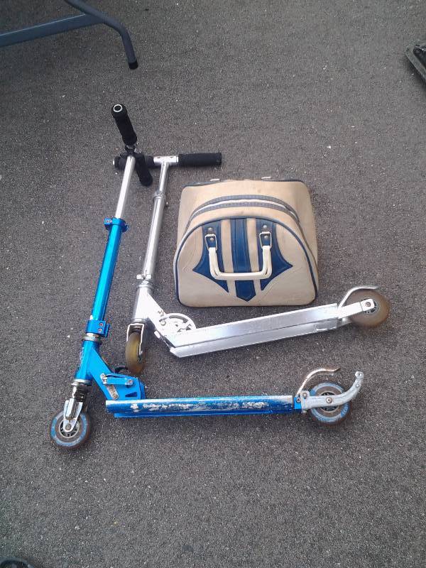 lot 26 image: 2-Scooters & 1-Bowling Ball In Bag