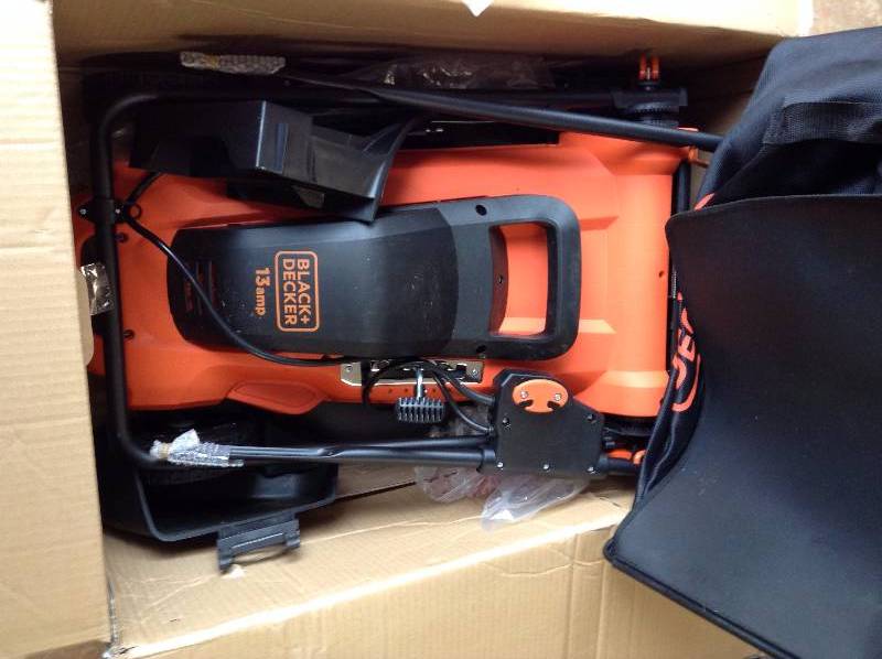 Black and Decker 13 amp 20 in cordless mower not used