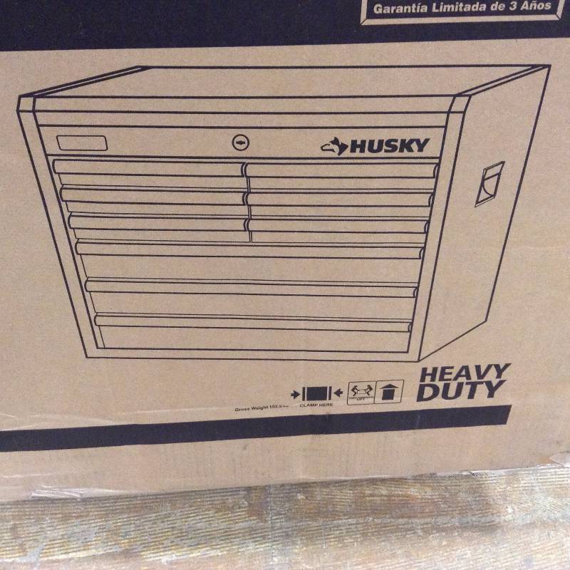 Husky Heavy Duty 26 in 9 drawer Tool Chest New