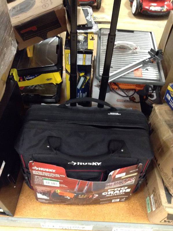 Husky 22 in Pro Grade Rolling Tote