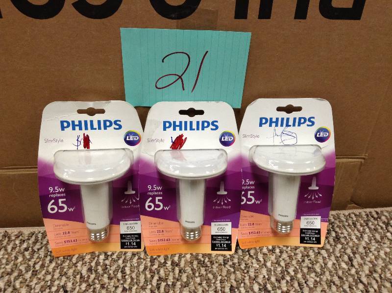 Lot of 3 Phillips 65W replacement LED Light Bulbs