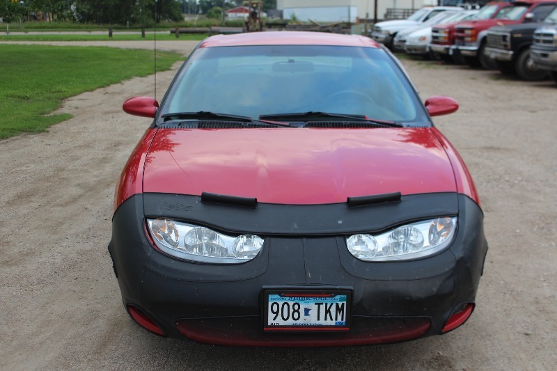 lot 1725 image: 2002 Saturn SC2 Coupe