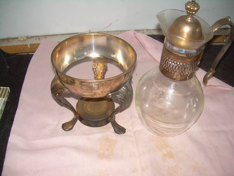 lot 19 image: ANTIQUE COFFEE CRAFT AND SILVER HOLDER