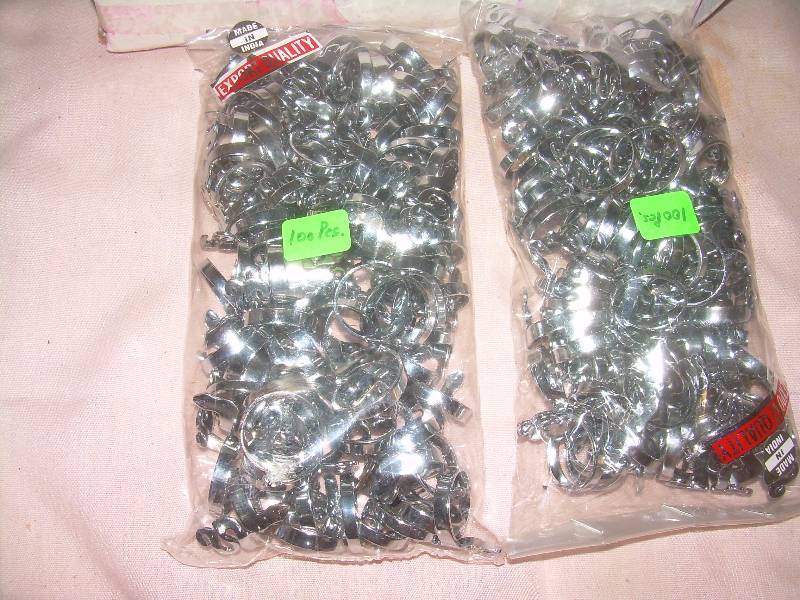 lot 29 image: 500 SILVER RINGS
