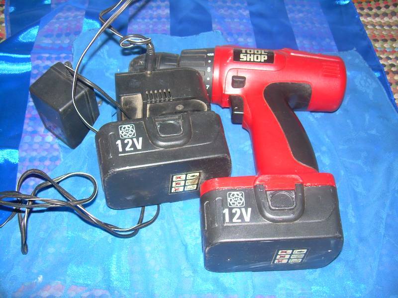 lot 86 image: 12 VOLT TOOL SHOP DRILL
