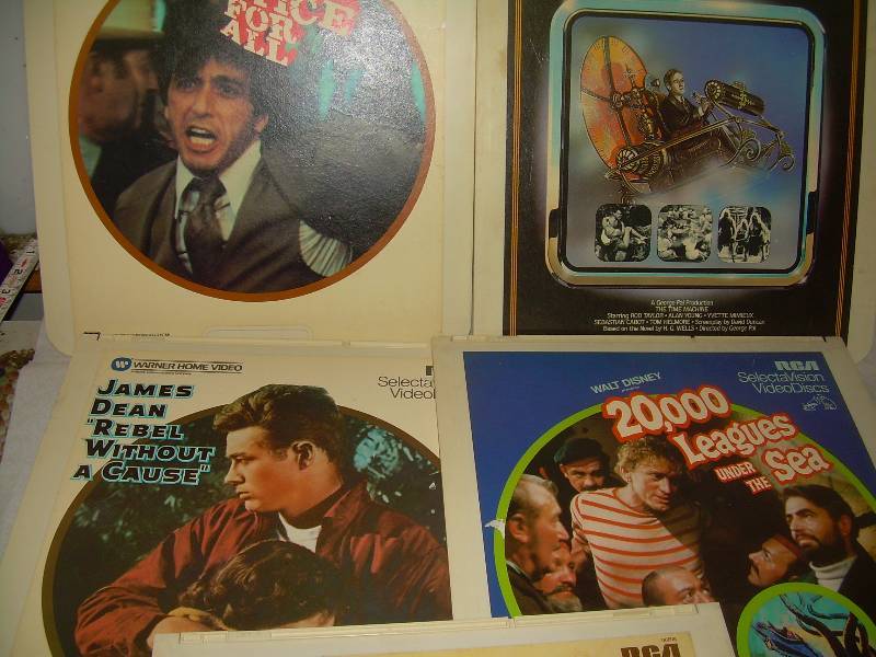 lot 140 image: COLLECTIBLE VIDEO DISKES