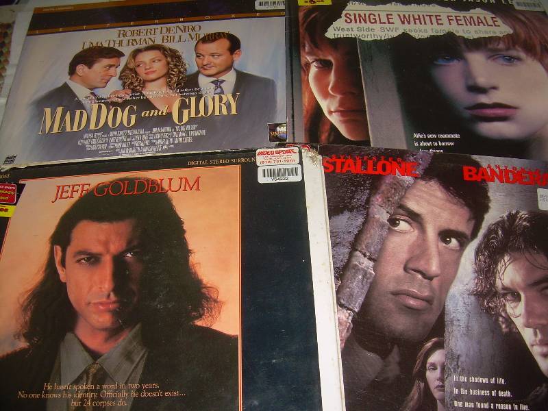lot 141 image: COLLECTIBLE VIDEO DISKS