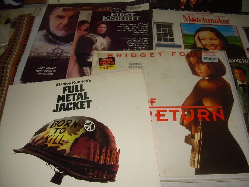 lot 144 image: COLLECTIBLE VIDEO DISKS