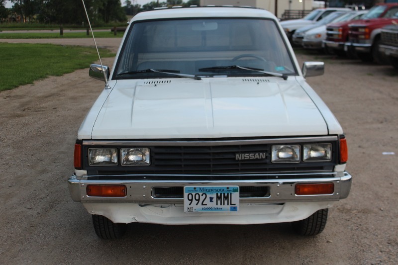 1986 Nissan 720 5 Speed - 2 Owner, Clean West Coast  FL Truck
