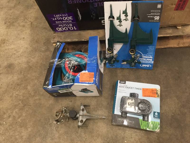 Lot of assorted Garden items