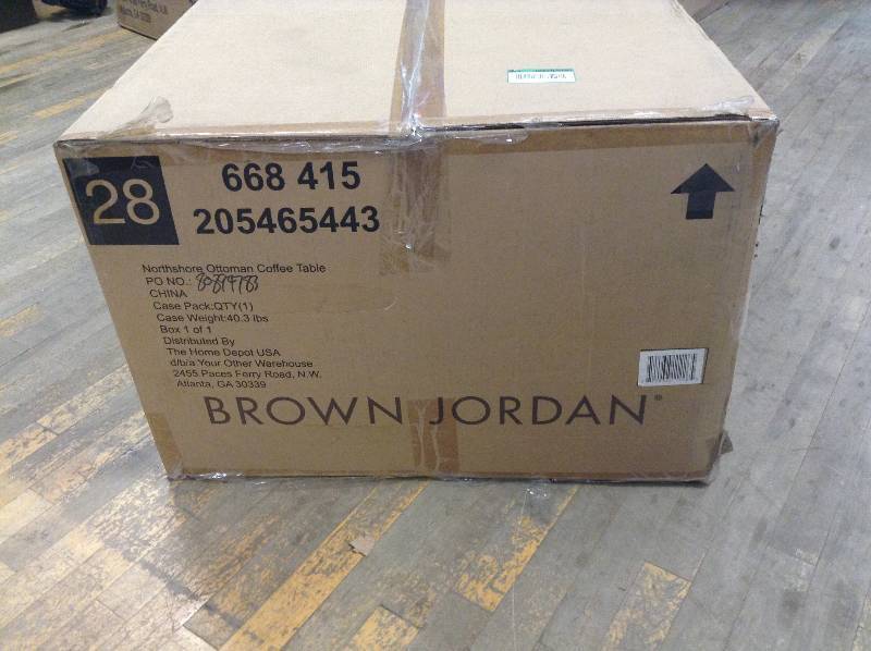 Brown Jordan Northshore Ottman Coffee Table open box never used
