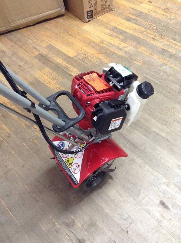 Mantis 25cc 4-Cycle Plus Gas Mini Tiller in good working condition