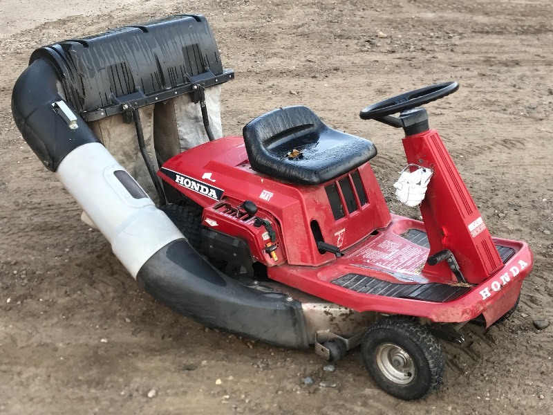 Honda Riding Lawn Mower