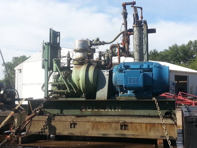 lot 14 image: Sullair Air Compressor & Deltec Air Dryer