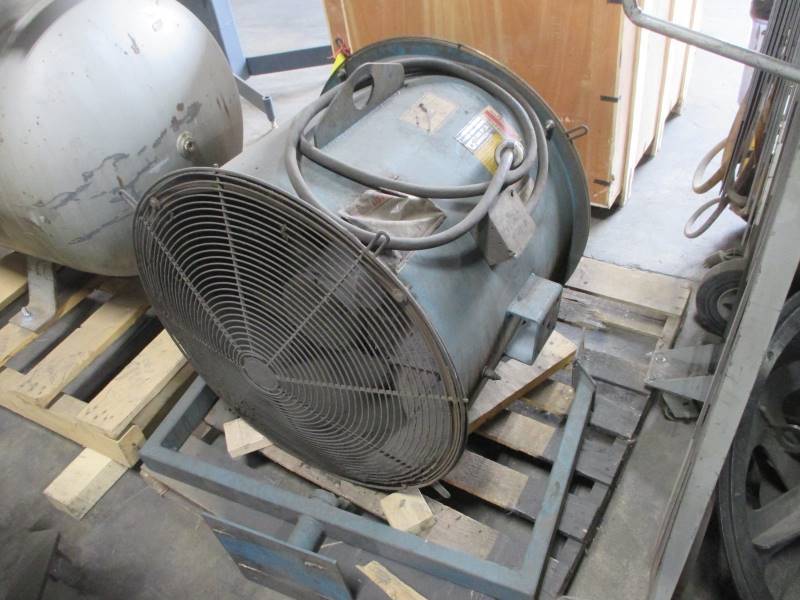 lot 18 image: 28 Industrial Wall Mount Mancooler