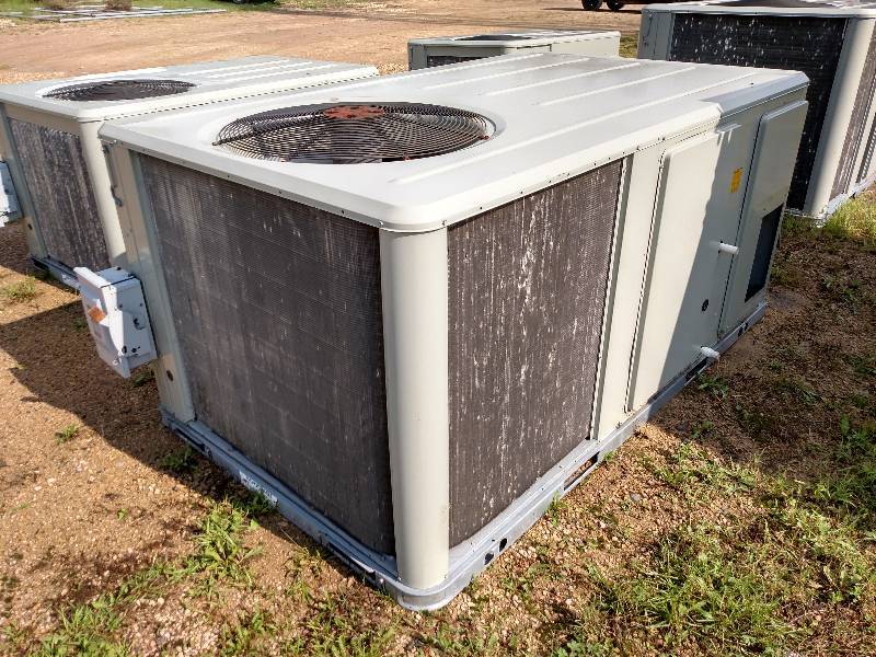 lot 3 image: Trane 6 Ton Rooftop Unit, 150,000 B...