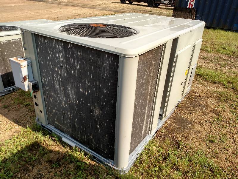 lot 4 image: Trane 10 Ton Rooftop Unit, 250,000 ...