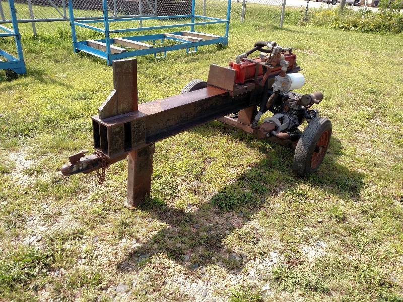 lot 6 image: 24 Ton Log Splitter, 30 Stroke, 1 ...