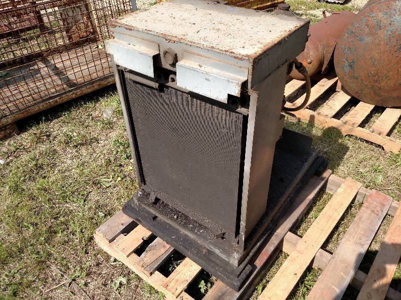 lot 29 image: Hydraulic Unit For CNC Mill, 4 hp. ...